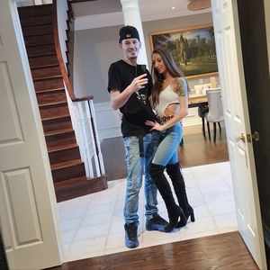 Meet your Posher, Desjana